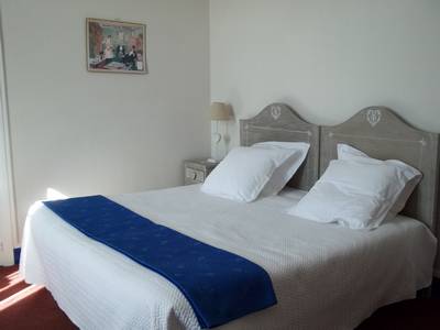 Bleue, dormitorio con 3 camas individuales, Carcassonne
