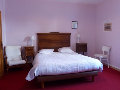 Rose, room for 2 people, in Carcassonne